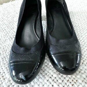 Tory Burch Size 8M Black 2" Chunky Heel Pumps